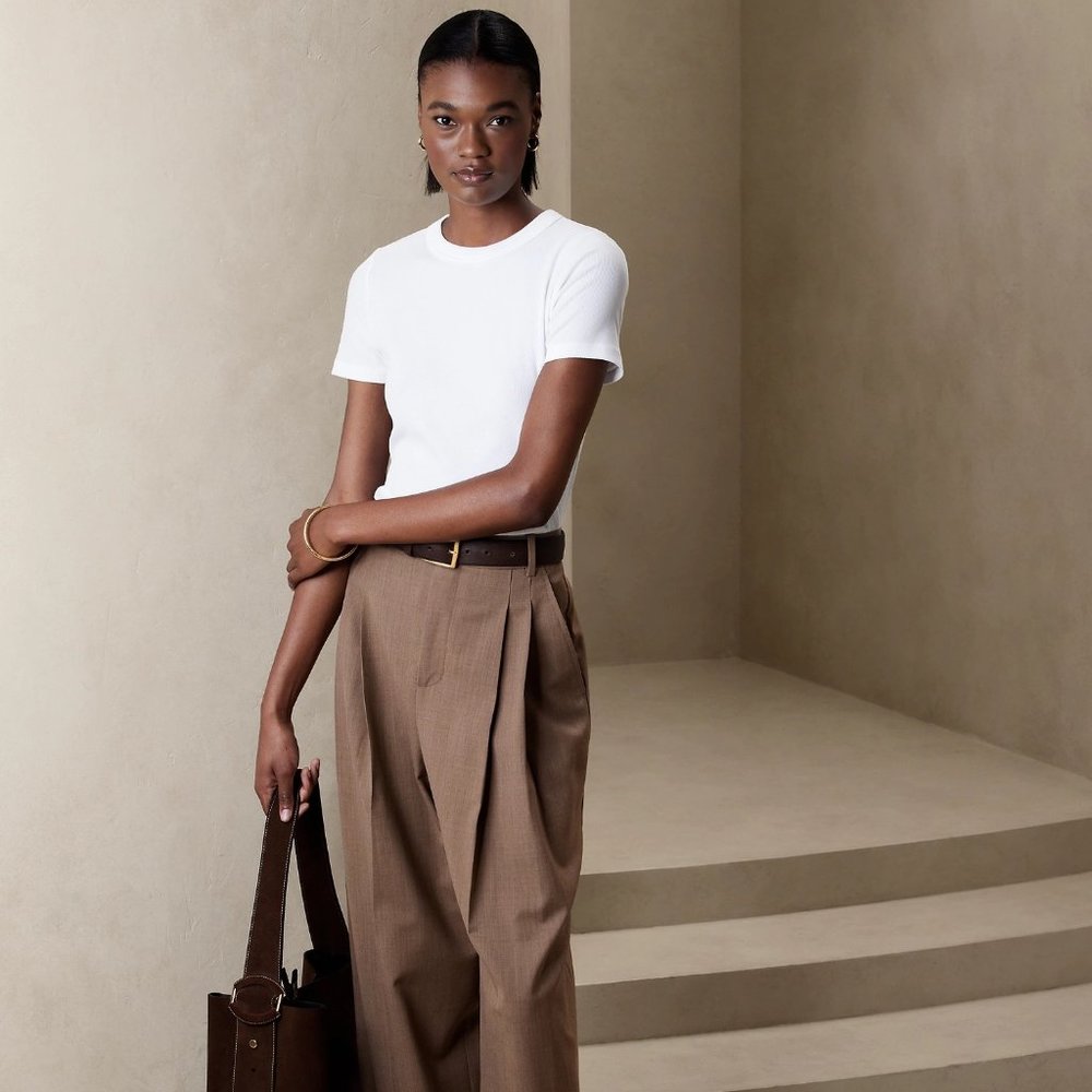 Banana Republic Ribbed Shrunken T-Shirt - white - sz medium